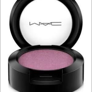 Trax Mac Eyeshadow